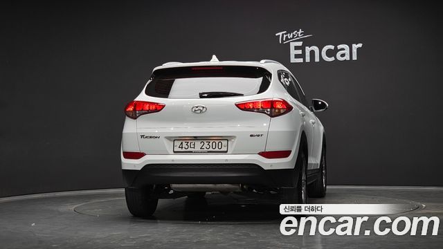 Hyundai Tucson 2016 — photo 4