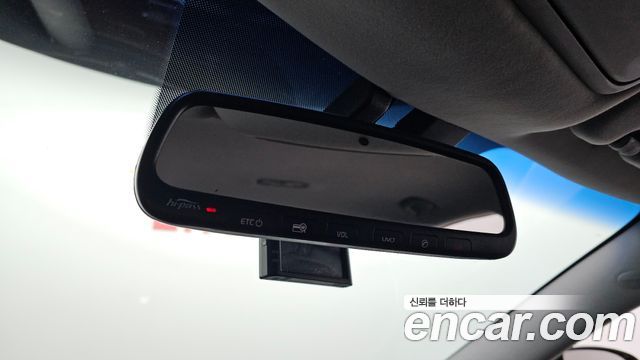 Kia K7 2013 — photo 18