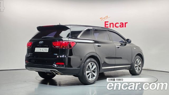 Kia Sorento 2018 — photo 2