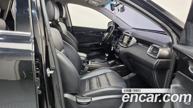 Kia Sorento 2018 — photo 11