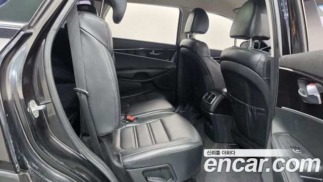 Kia Sorento 2018 — photo 12