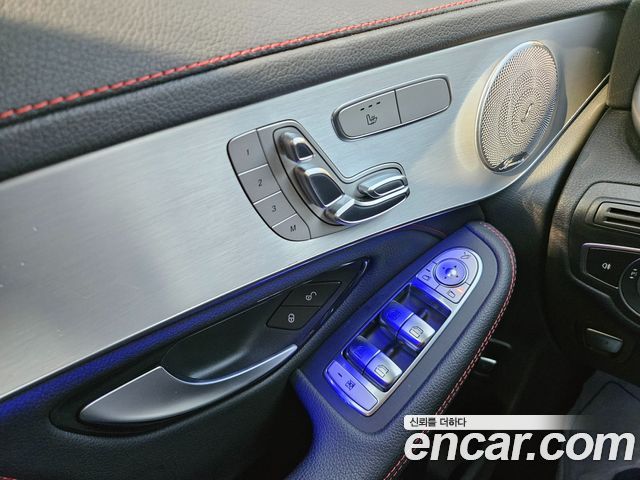 Mercedes-Benz GLC-Class 2020 — photo 14