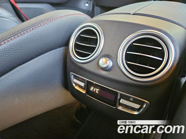 Mercedes-Benz GLC-Class 2020 — photo 17