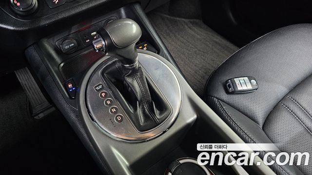Kia Sportage 2016 — photo 12