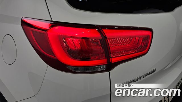 Kia Sportage 2016 — photo 9