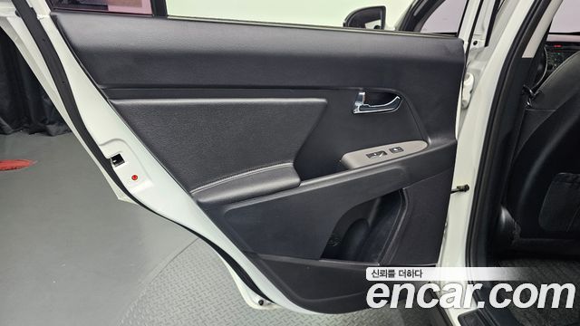 Kia Sportage 2016 — photo 15
