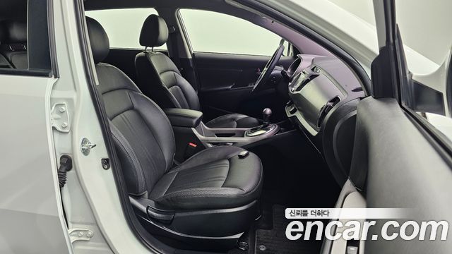 Kia Sportage 2016 — photo 16