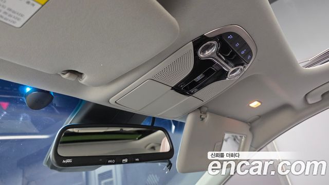 Hyundai Grandeur 2018 — photo 17