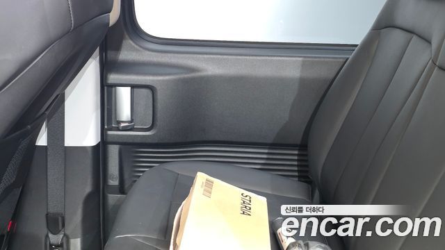 Hyundai Staria 2025 — photo 15