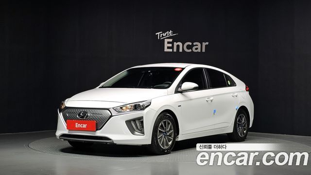 Hyundai Ioniq 2020 — photo 1