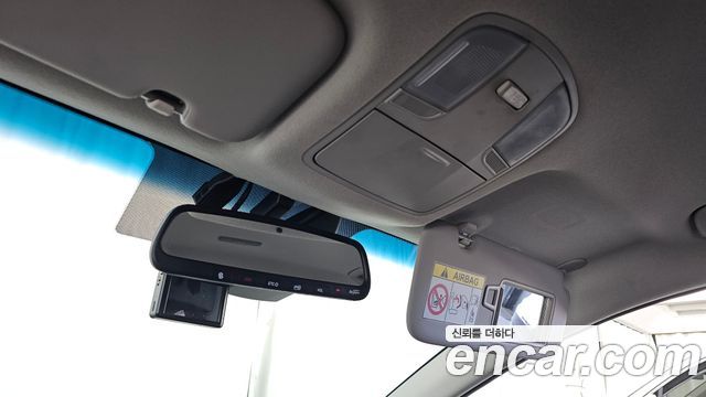 Hyundai Ioniq 2020 — photo 23