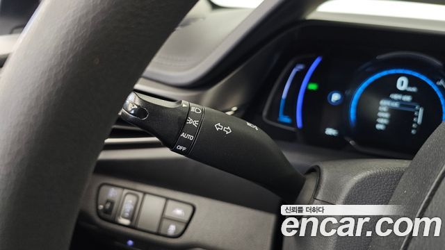 Hyundai Ioniq 2020 — photo 33