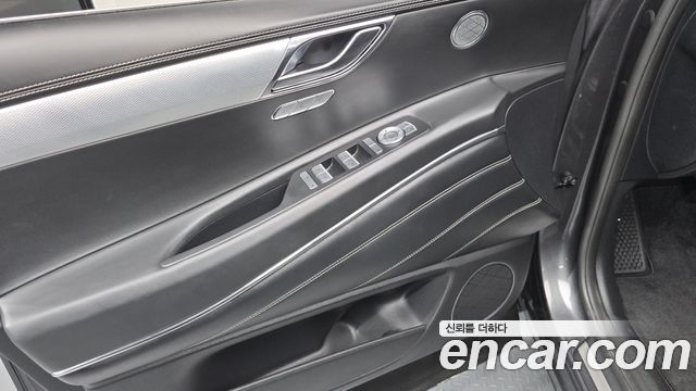 Genesis GV80 2021 — photo 14