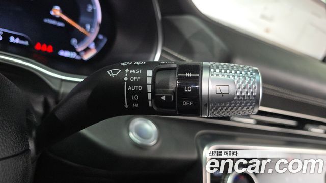 Genesis GV80 2021 — photo 27