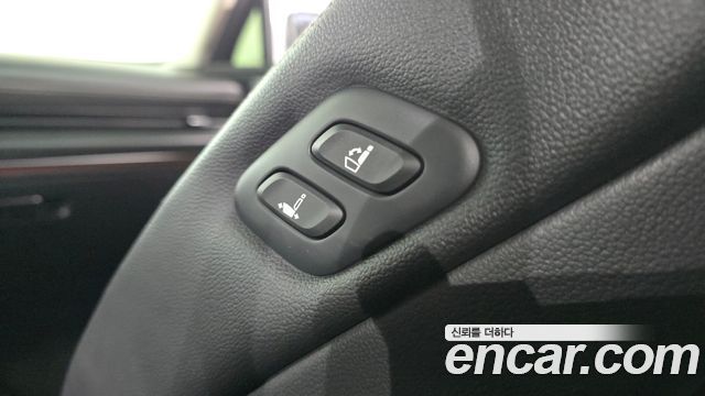 Genesis GV80 2021 — photo 28