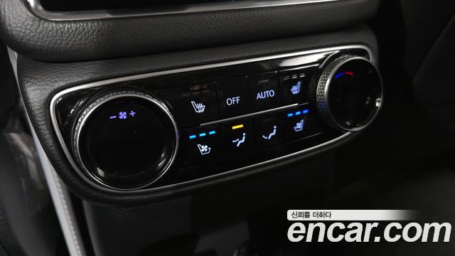 Genesis GV80 2021 — photo 30