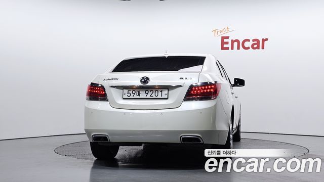 Chevrolet Korea Alpheon 2012 — photo 4