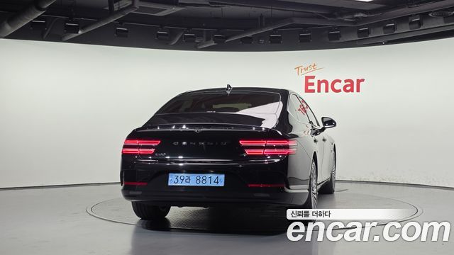 Genesis G80 2022 — photo 4