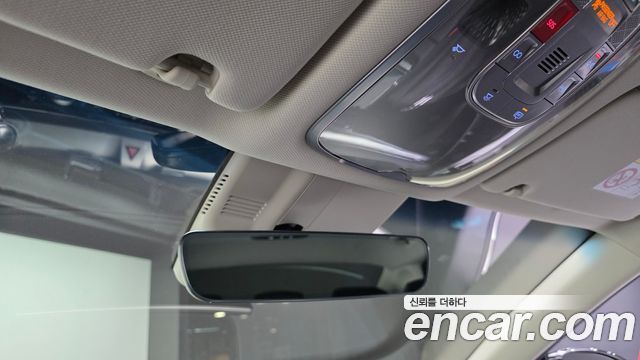 Genesis G80 2022 — photo 17