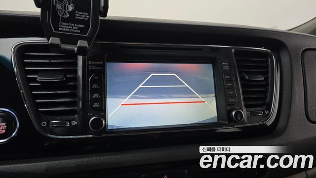 Kia Canival 2016 — photo 20