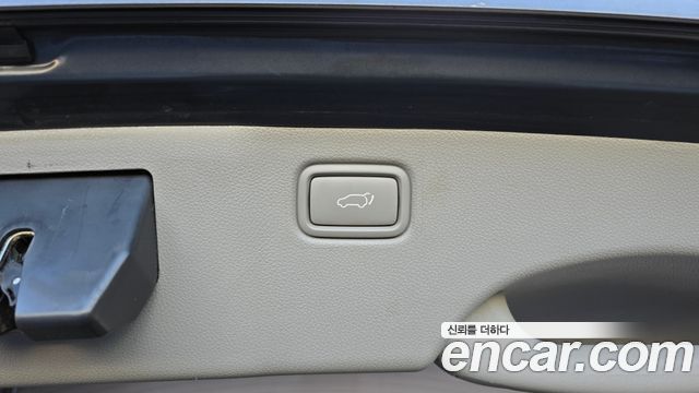Kia Canival 2016 — photo 26