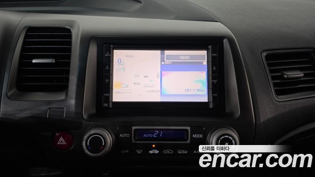 Honda Civic 2010 — photo 16