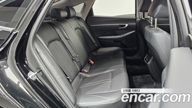 Hyundai Sonata 2021 — photo 17
