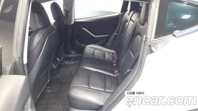 Tesla Model 3 2022 — photo 17