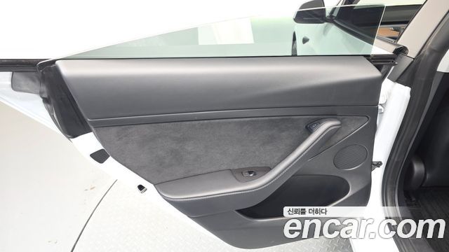 Tesla Model 3 2022 — photo 15