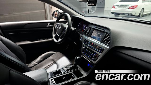 Hyundai Sonata 2016 — photo 24