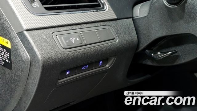 Hyundai Sonata 2016 — photo 25
