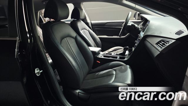 Hyundai Sonata 2016 — photo 16