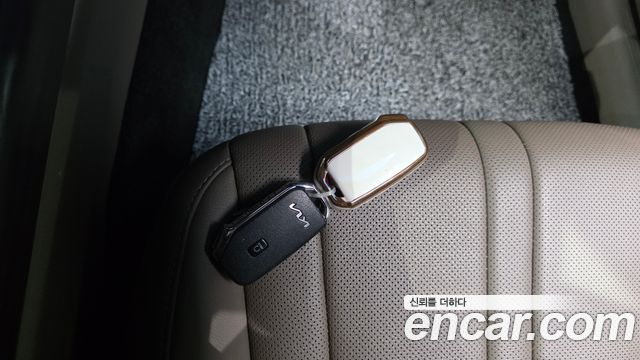 Kia K8 2023 — photo 22