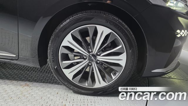 Kia K8 2023 — photo 7