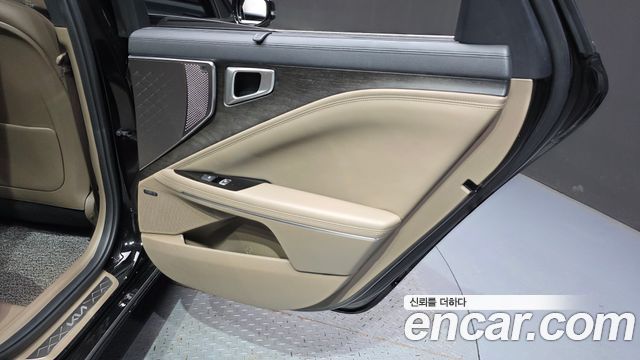 Kia K8 2023 — photo 15