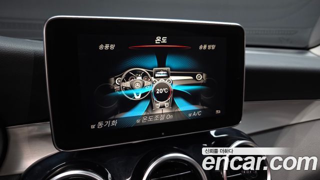 Mercedes-Benz GLC-Class 2018 — photo 22