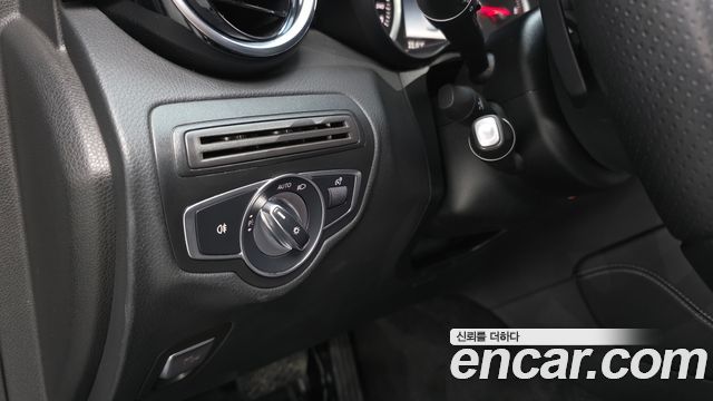 Mercedes-Benz GLC-Class 2018 — photo 29