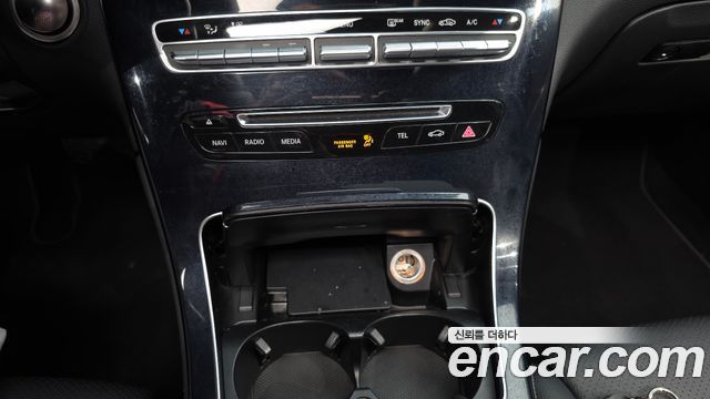 Mercedes-Benz GLC-Class 2018 — photo 31