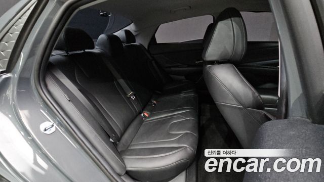Hyundai AVANTE 2026 — photo 17