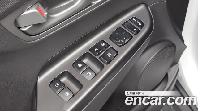 Hyundai Kona 2020 — photo 25