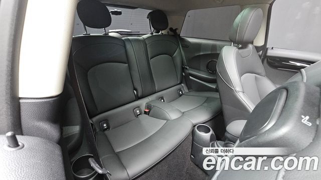 Mini Cooper 2022 — photo 17