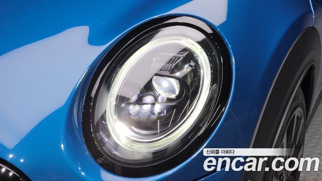 Mini Cooper 2022 — photo 8