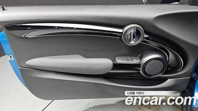 Mini Cooper 2022 — photo 14