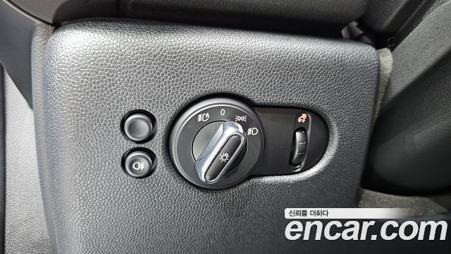 Mini Cooper 2022 — photo 27