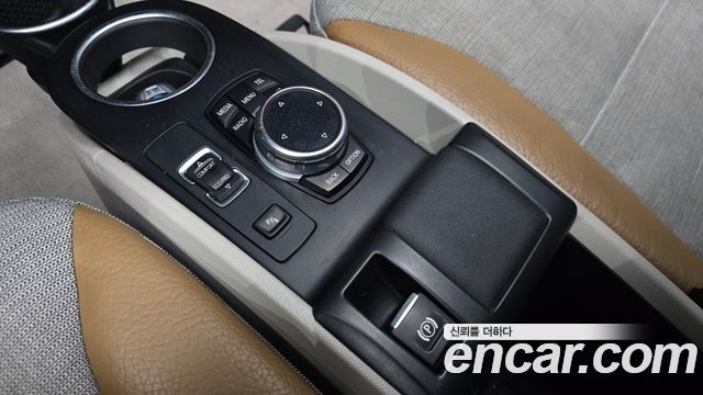 BMW i3 2014 — photo 17