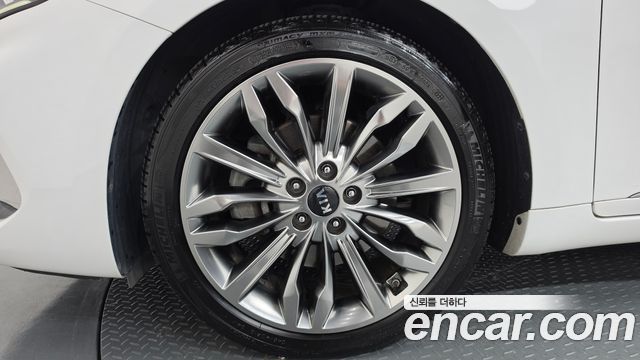 Kia K7 2020 — photo 5