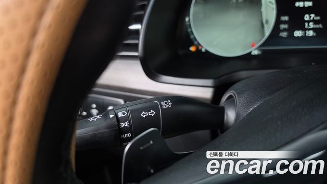 Kia K7 2020 — photo 27