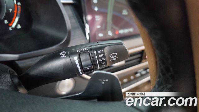 Kia K7 2020 — photo 28