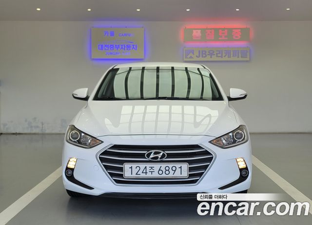Hyundai AVANTE 2017 — photo 3