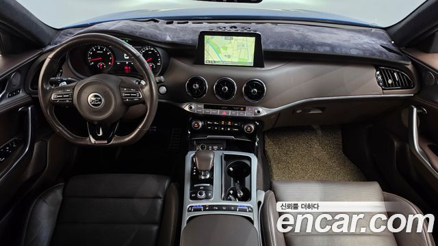 Kia Stinger 2019 — photo 10
